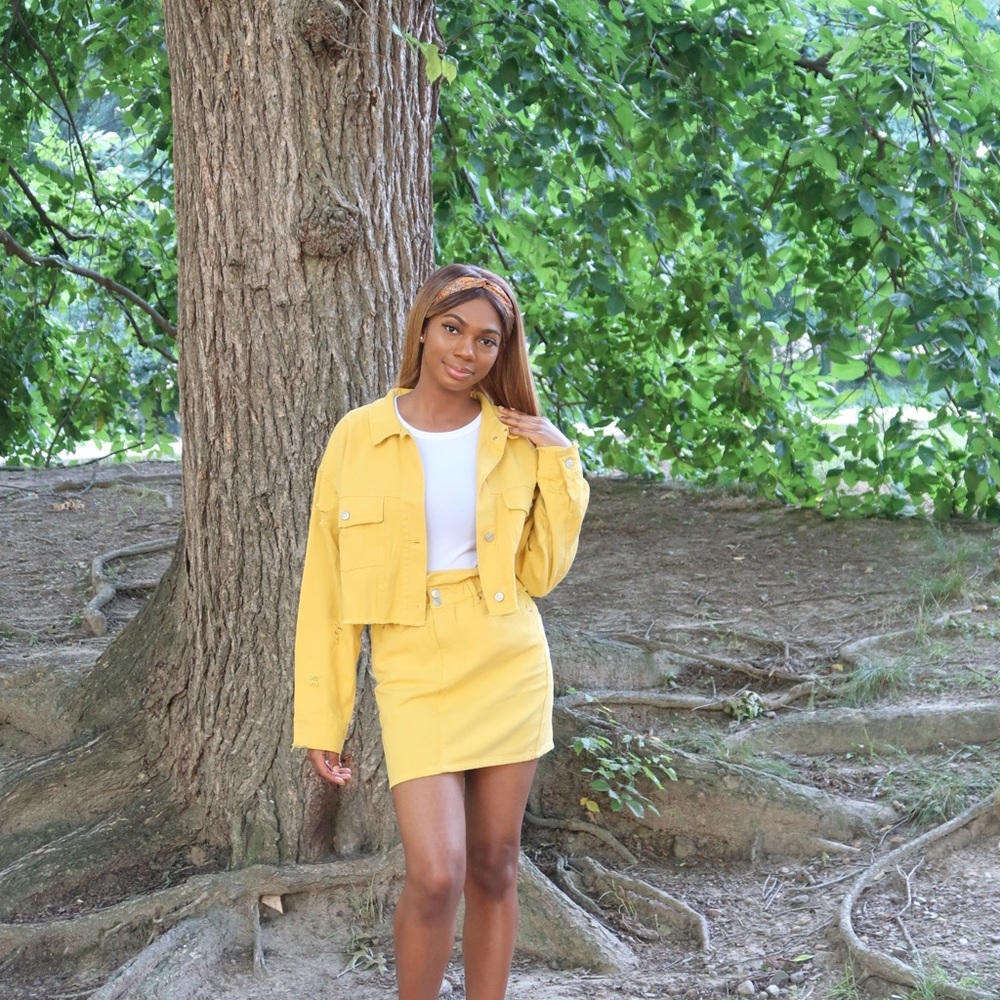 A yellow denim jean skirt and jacket set!